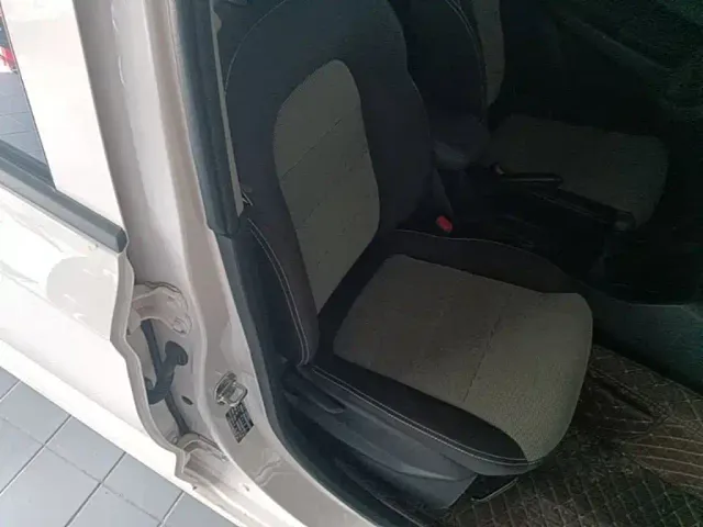 Wuling Hongguang — Фото автомобиля 24
