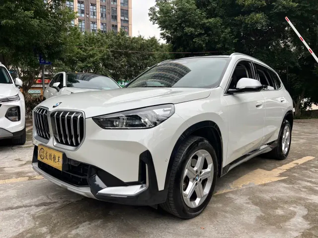 BMW X1 — Фото автомобиля 10