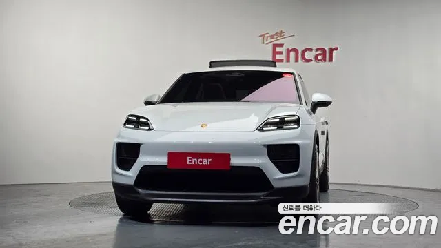 Porsche Macan — Фото автомобиля 3