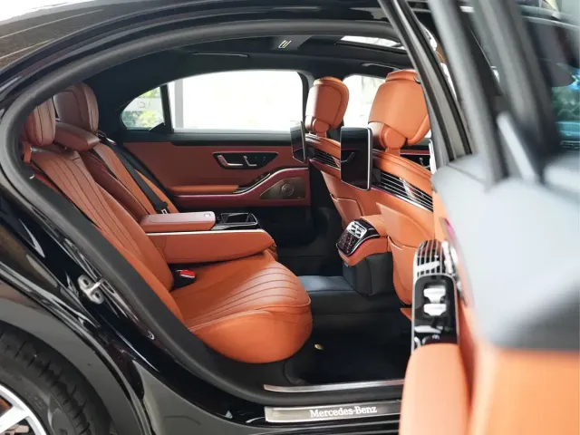 Mercedes-Benz S-Class — Фото автомобиля 6