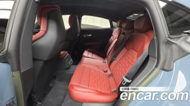 Audi e-tron GT — Фото автомобиля 8
