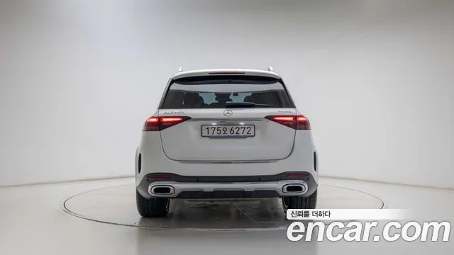 Mercedes-Benz GLE-Class — Фото автомобиля 4