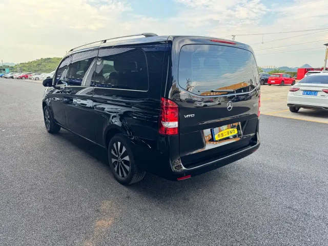 Mercedes-Benz Vito — Фото автомобиля 7