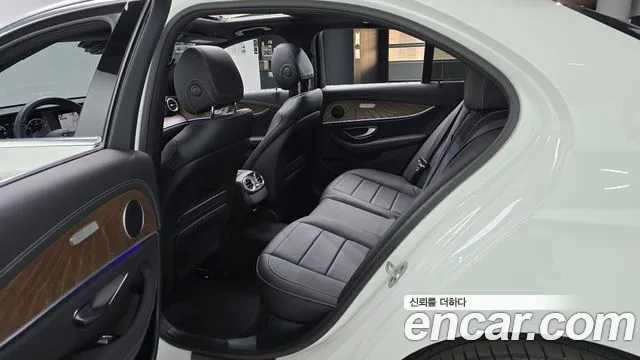 Mercedes-Benz E-Class W213 — Фото автомобиля 17
