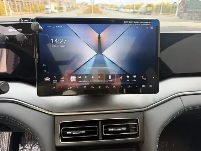BYD Song L DM-i — Фото автомобиля 19