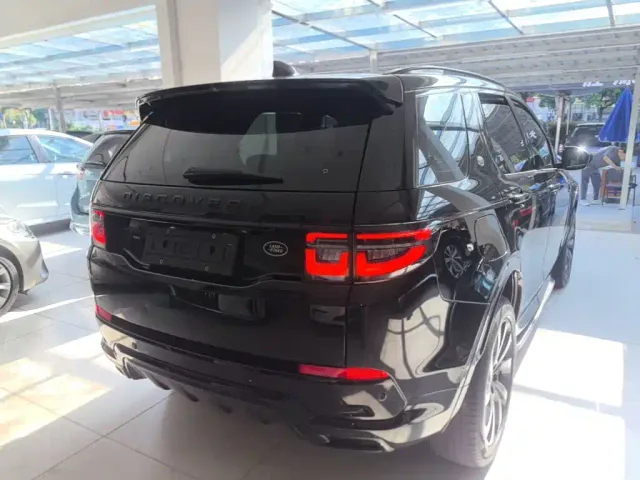 Land Rover Discovery Sport — Фото автомобиля 6