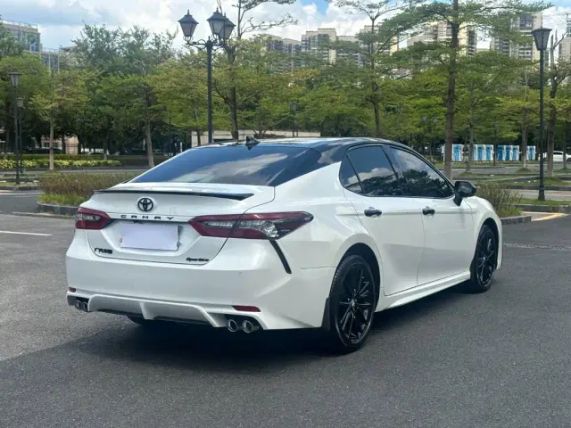 Toyota Camry — Фото автомобиля 18