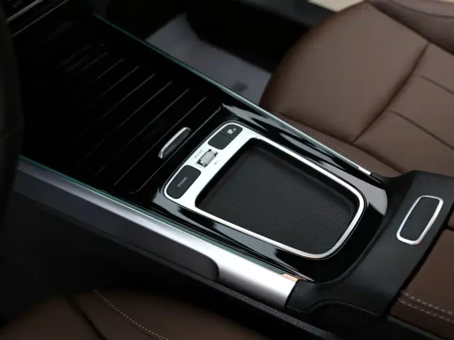 Mercedes-Benz Mercedes-Benz GLB 2025 GLB 220 Dynamic — Фото автомобиля 13