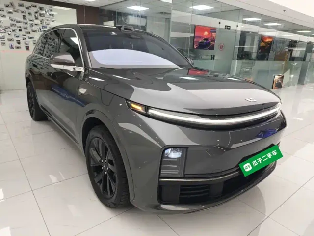 Li Auto L7 — Фото автомобиля 3