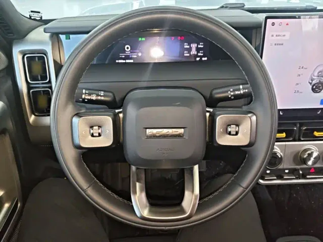 iCAR V23 — Фото автомобиля 10