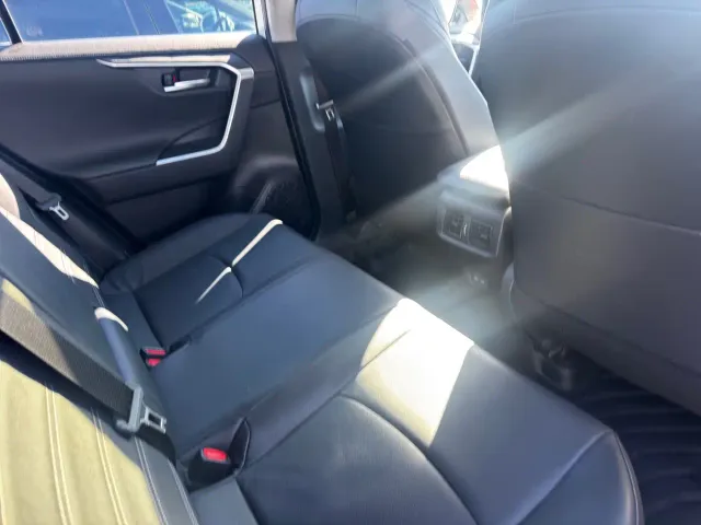 Toyota Wildlander — Фото автомобиля 9