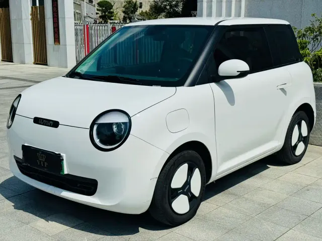Фотография автомобиля — Changan Lumin