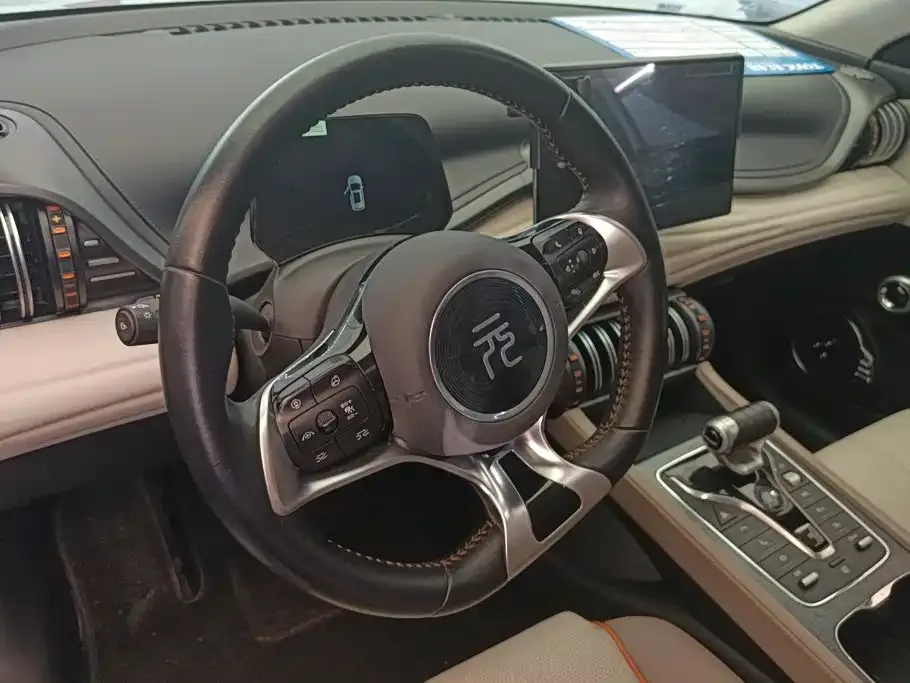 BYD Yuan PLUS 2024 Glory Edition 510KM Leading — Фото автомобиля 15
