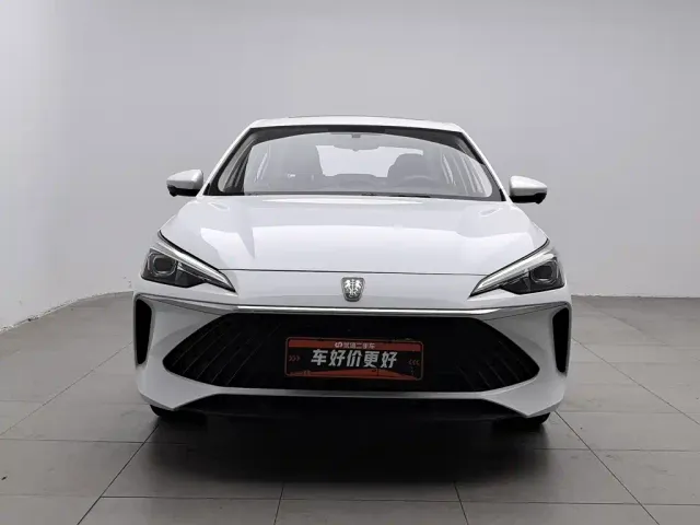 Roewe i5 — Фото автомобиля 3