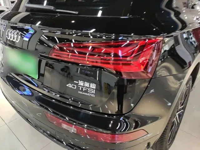 Audi Q5L — Фото автомобиля 7
