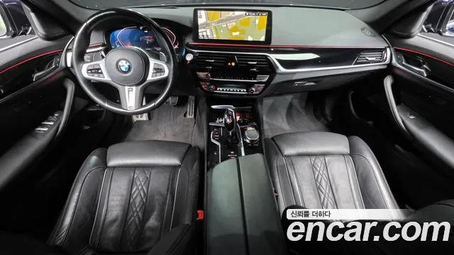 BMW 5 Series G30 — Фото автомобиля 10