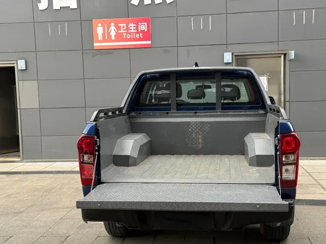 Isuzu Lingtuo — Фото автомобиля 10