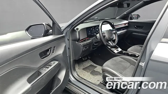 Hyundai Kona Kona (SX2) Бензин 1.6 Turbo 4WD — Фото автомобиля 10