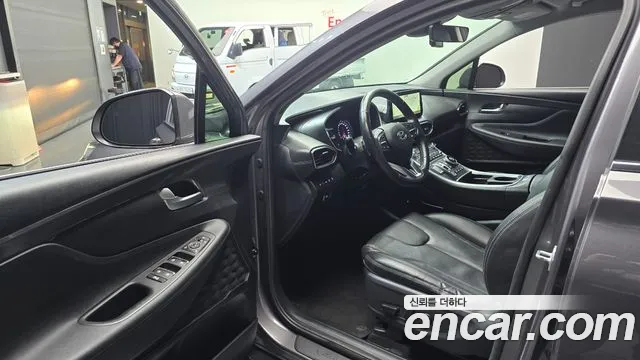 Hyundai Santafe Новый Santa Fe Дизель 2.2 2WD — Фото автомобиля 10