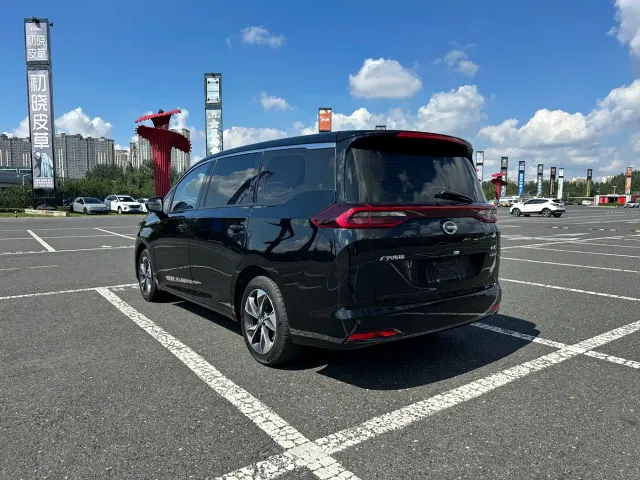 GAC Trumpchi M6 — Фото автомобиля 8