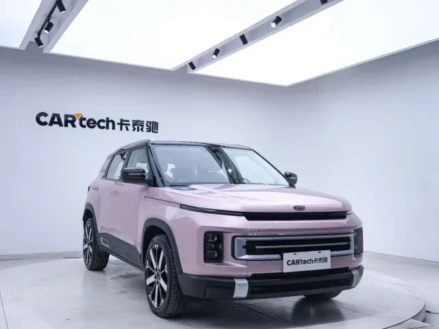 Geely ICON — Фото автомобиля 9