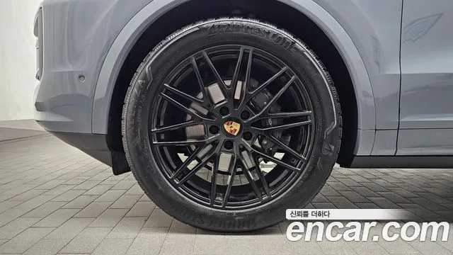 Porsche Cayenne PO536 — Фото автомобиля 5