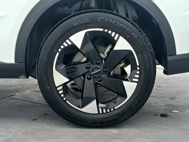 Haval Haval H6L 2026 Model 1.5T Base Version — Фото автомобиля 12