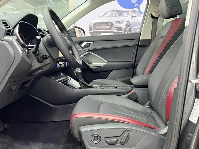 Audi Q3 — Фото автомобиля 14