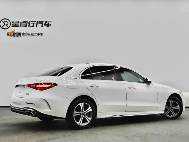 Mercedes-Benz C-Class — Фото автомобиля 4