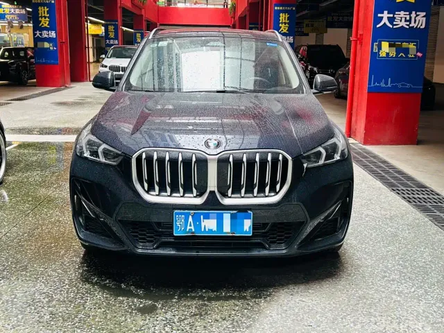 BMW X1 — Фото автомобиля 2