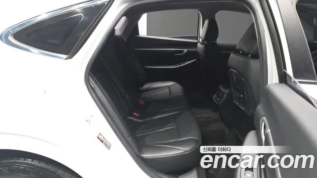 Hyundai Sonata Sonata (DN8) 2.0 LPG(Для проката) — Фото автомобиля 12