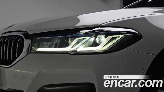 BMW 5 Series G30 — Фото автомобиля 6