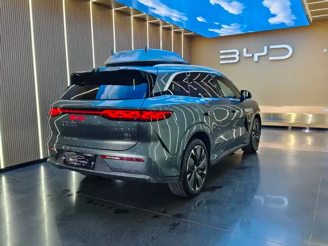 BYD Tang L — Фото автомобиля 14