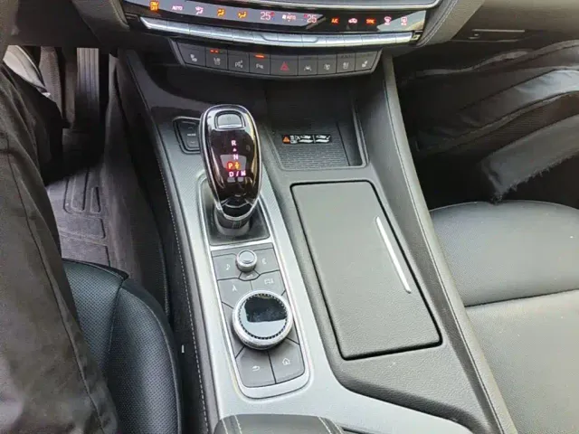Cadillac CT5 — Фото автомобиля 13