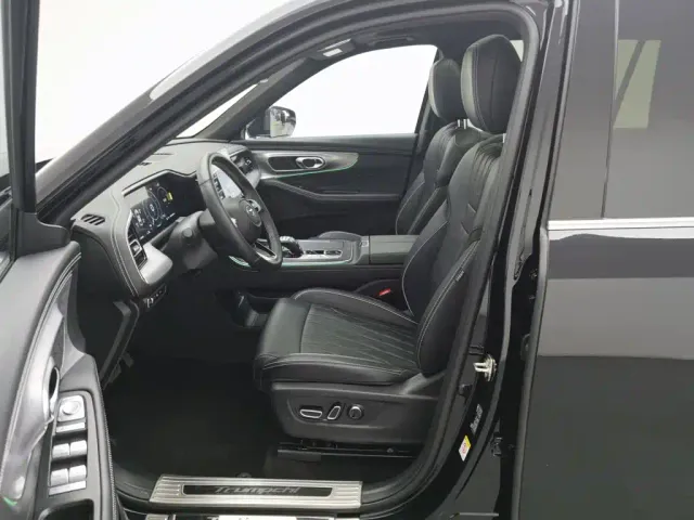 GAC Trumpchi GS8 — Фото автомобиля 10