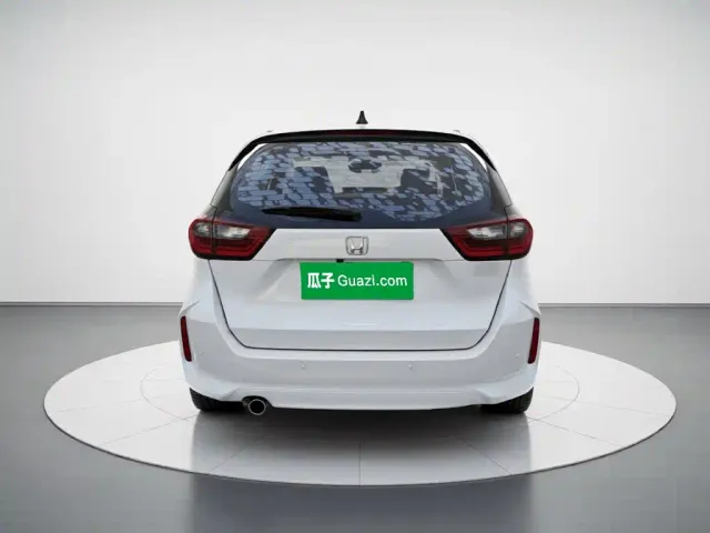 Honda Fit — Фото автомобиля 3