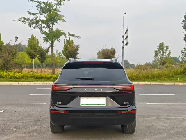 Aito M7 — Фото автомобиля 8