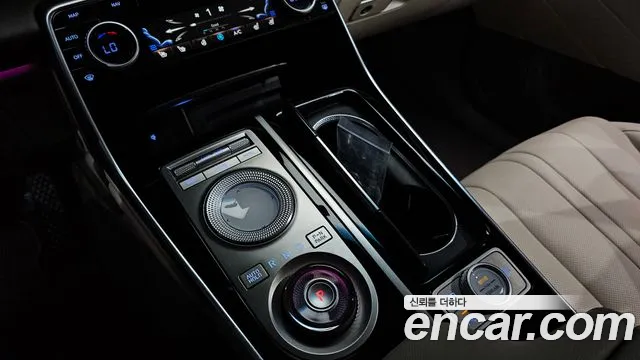 Genesis GV80 — Фото автомобиля 12