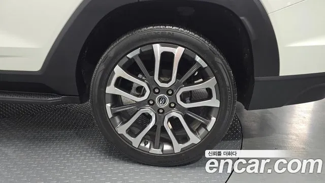 KG_Mobility_Ssangyong Torres Torres Бензин 1.5 2WD — Фото автомобиля 21