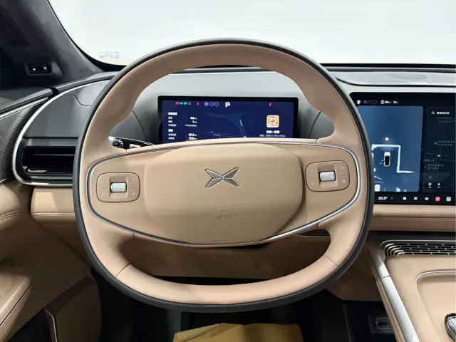 Xpeng G9 — Фото автомобиля 17