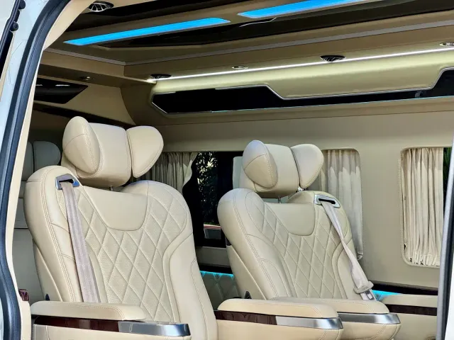 Toyota HIACE — Фото автомобиля 9