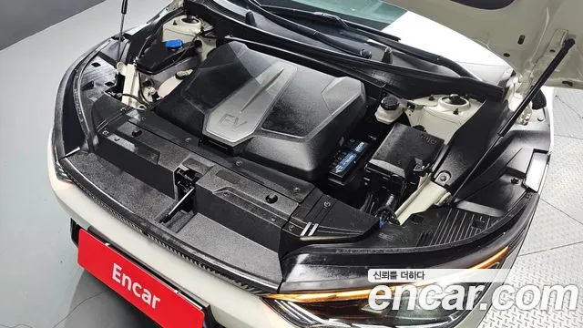 Kia EV6 — Фото автомобиля 6