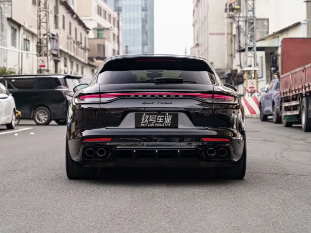 Porsche Panamera — Фото автомобиля 4