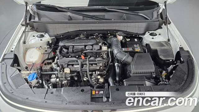 Hyundai Kona — Фото автомобиля 9