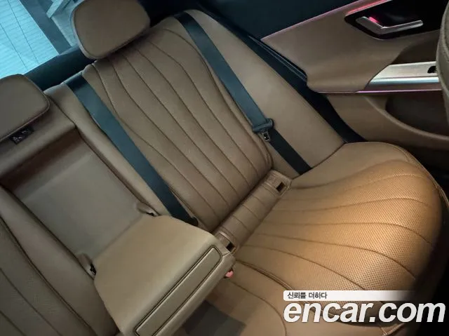 Mercedes-Benz E-Class W214 — Фото автомобиля 16