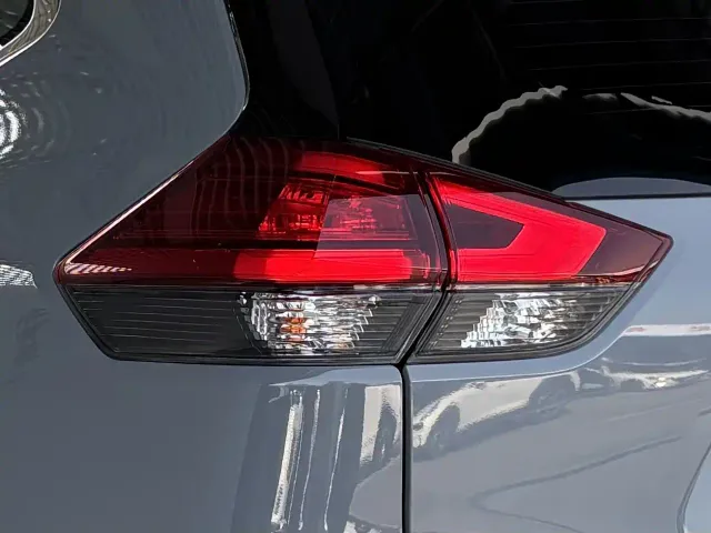 Nissan X-Trail — Фото автомобиля 8