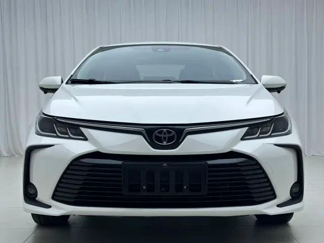 Toyota Corolla — Фото автомобиля 2