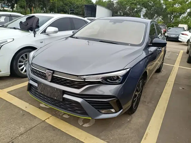 Фотография автомобиля — Roewe i5