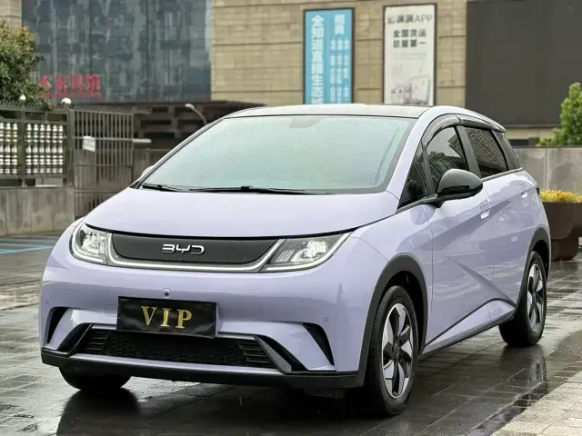 Фотография автомобиля — BYD Dolphin