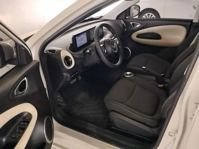 Wuling Bingo — Фото автомобиля 15